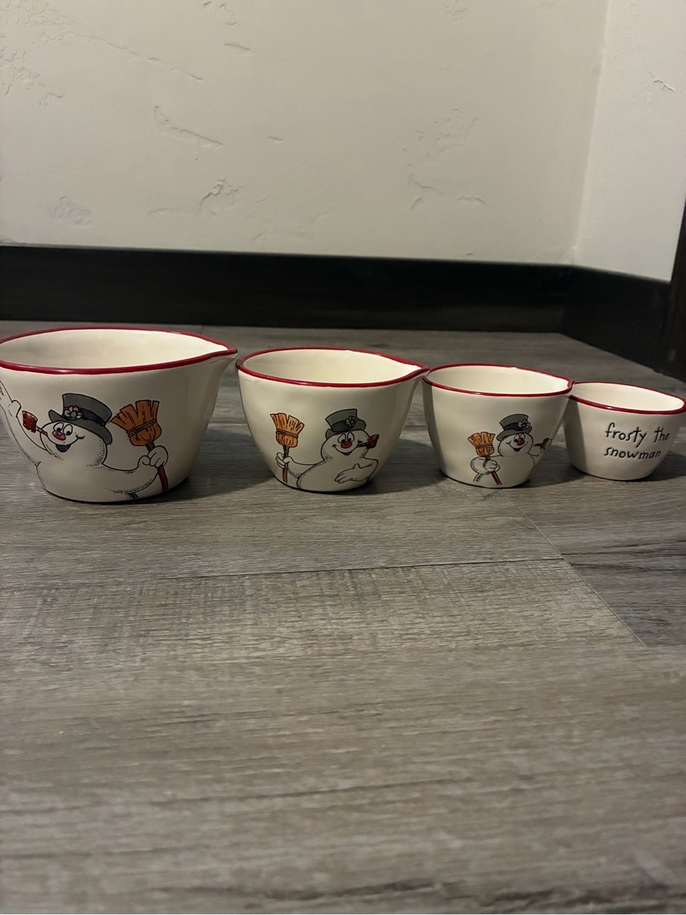 Rae Dunn frosty the snowman measuring cups